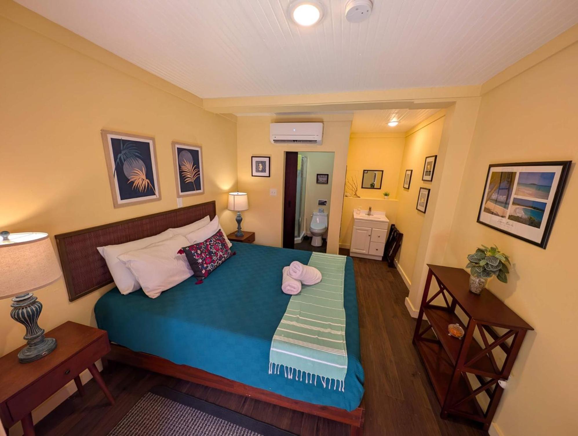 Waterside Inn Vieques Bagian luar foto